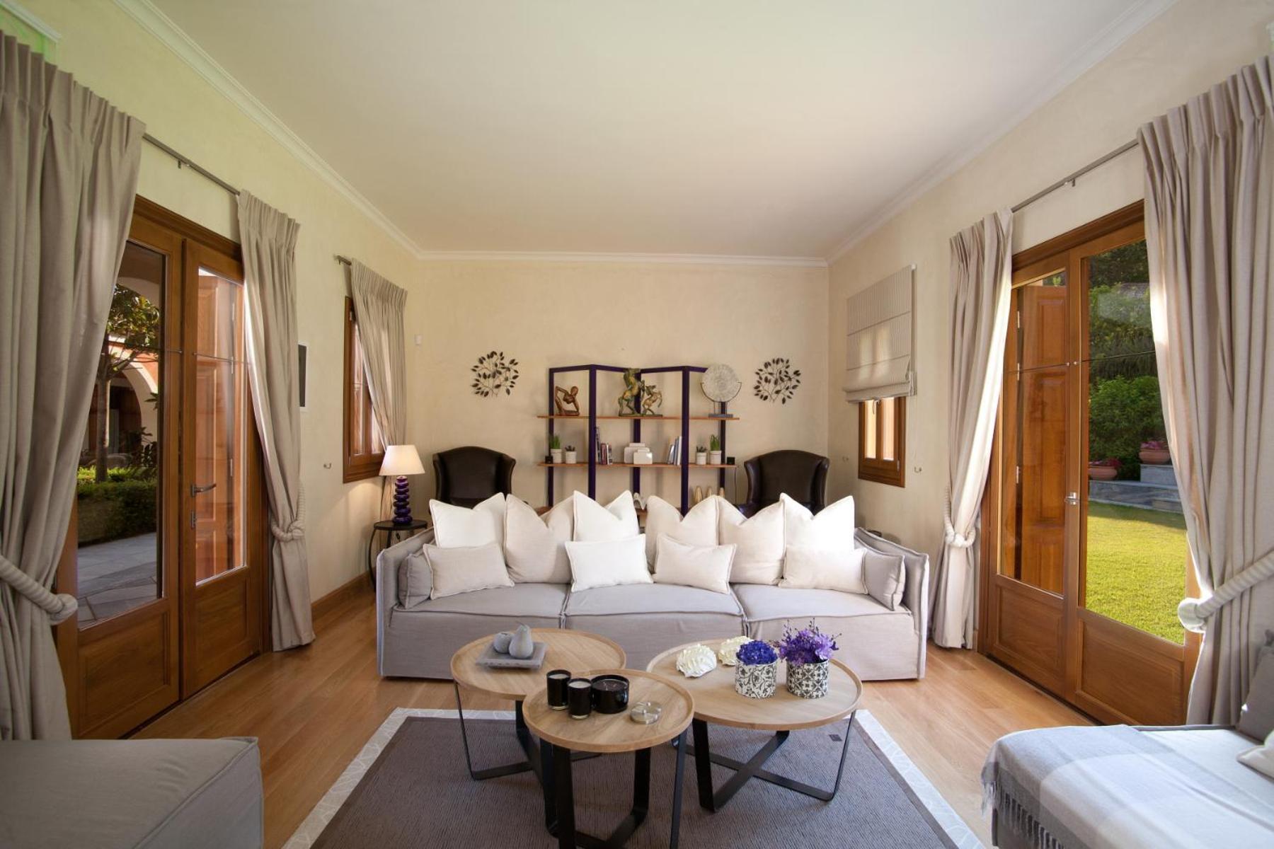 Villa Veneziano Suites & Villa Нидри Екстериор снимка