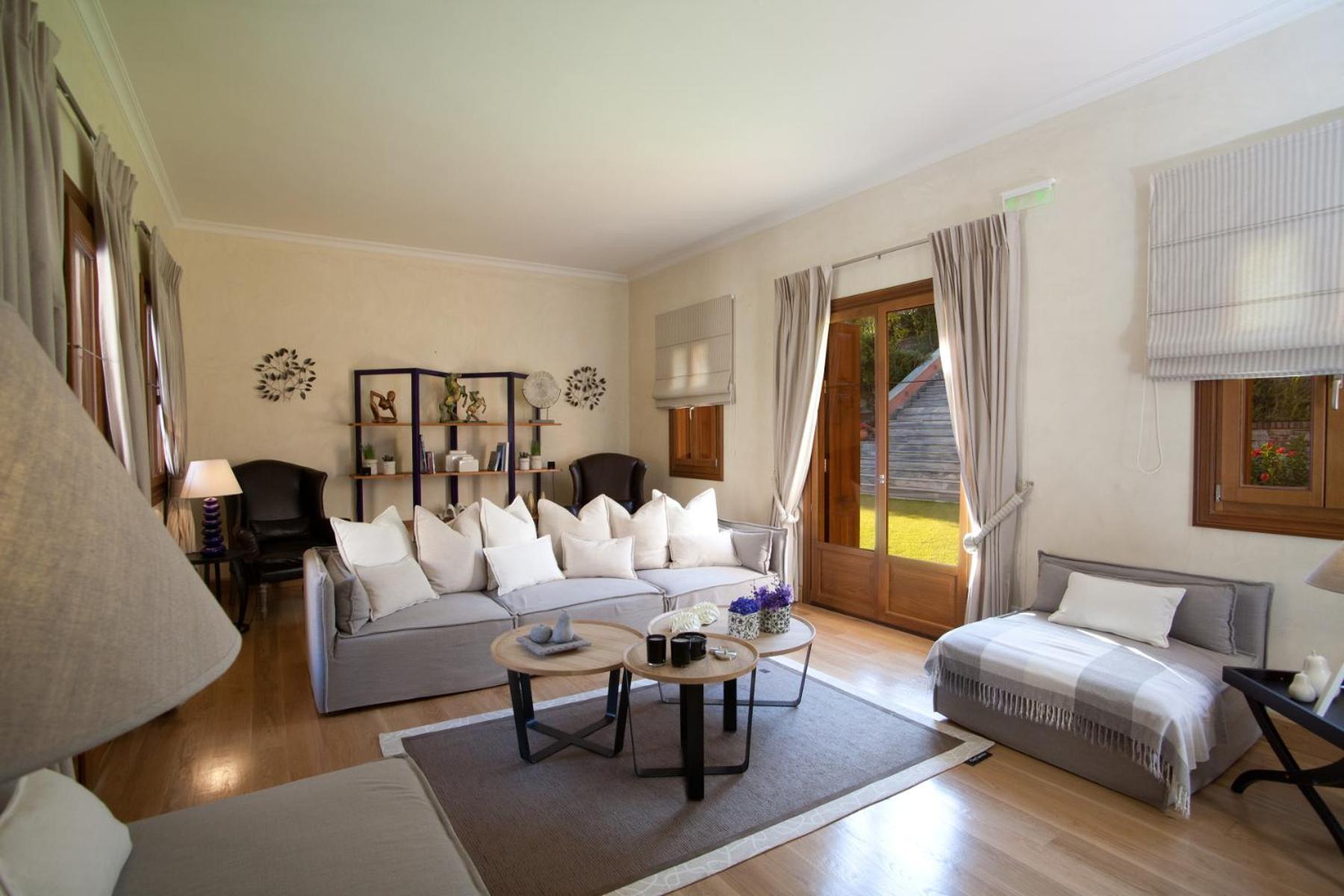 Villa Veneziano Suites & Villa Нидри Екстериор снимка