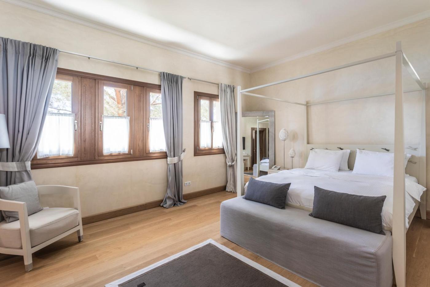 Villa Veneziano Suites & Villa Нидри Стая снимка